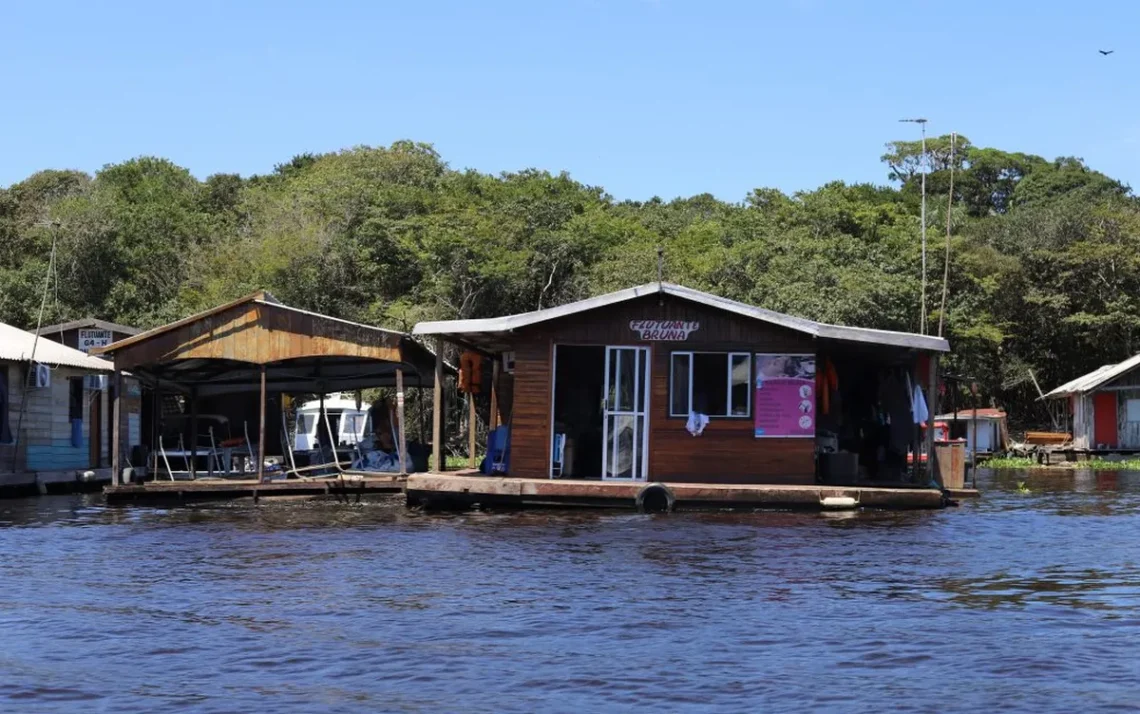 embarcações, estruturas, flutuantes, plataformas, flutuantes;