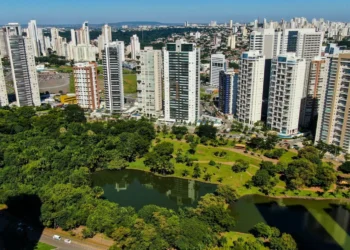 apartamentos, imóveis de alto padrão, empreendimentos, luxo;