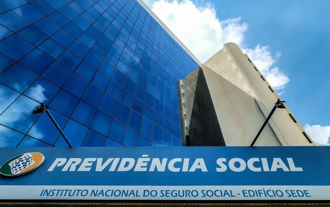 Instituto Nacional, Seguro Social;