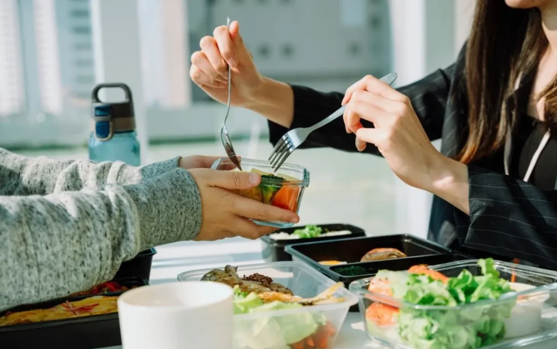 jejum intermitente, alimentação intermitente, jejum intermitente dietético, método jejum intermitente, jejum selectivo;