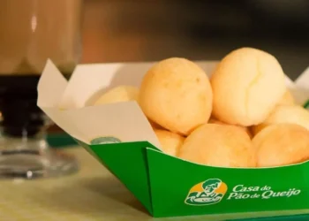 marca de café, estabelecimento de pães, de queijo, empresa de cafeteria;