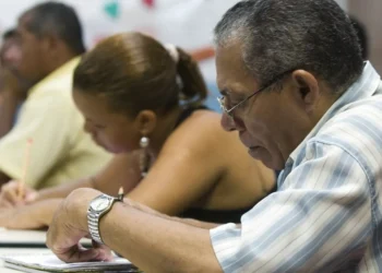 Pacto Nacional, Superação do Analfabetismo, Qualificação da Educação, Jovens e Adultos;