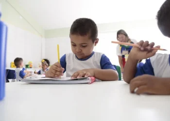 Educação de crianças, Educação para pequenas;