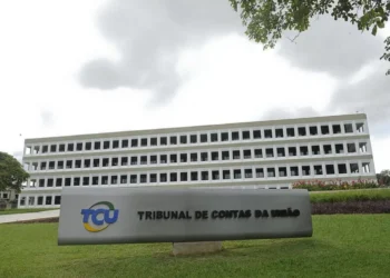 Certame, Concorrência, Contratação;