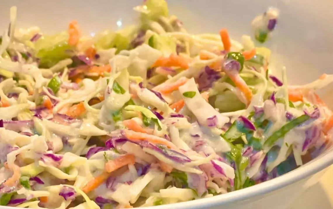 salada, de repolho, coleslaw;