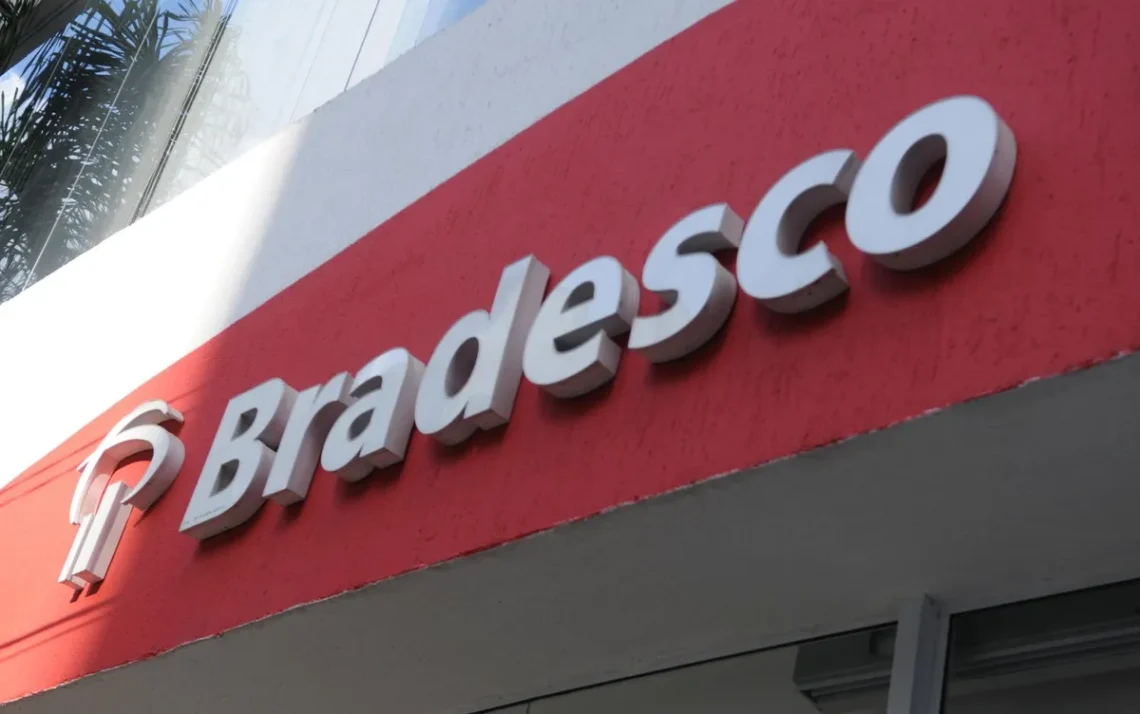 fachada de agencia do Bradesco — Foto: Luis Ushirobira/Valor - Todos os direitos: @ Valor Invest Globo