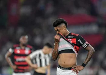 jogador, defesa, atacante, Flamengo;