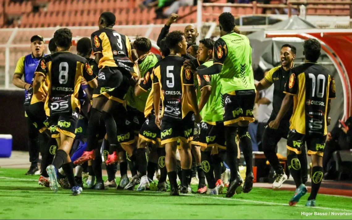 Novorizontino faz 3 a 0 no São Paulo e é campeão inédito do Paulista Sub-20 - Foto: @ ESPN - Todos os direitos: @ ESPN