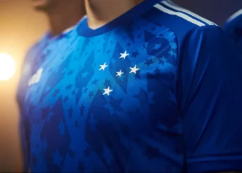 Cruzeiro terá novos patrocinadores na camisa para final da Sul-Americana contra o Racing - Foto: @ ESPN - Todos os direitos: @ ESPN