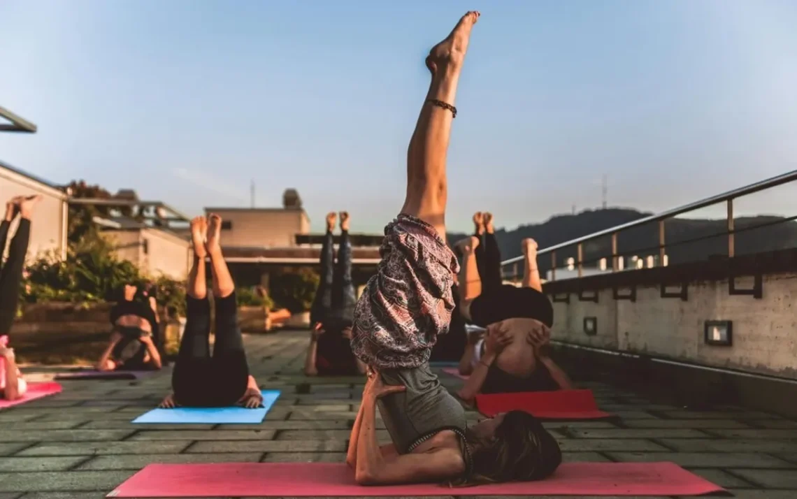 prática, exercícios, de yoga;