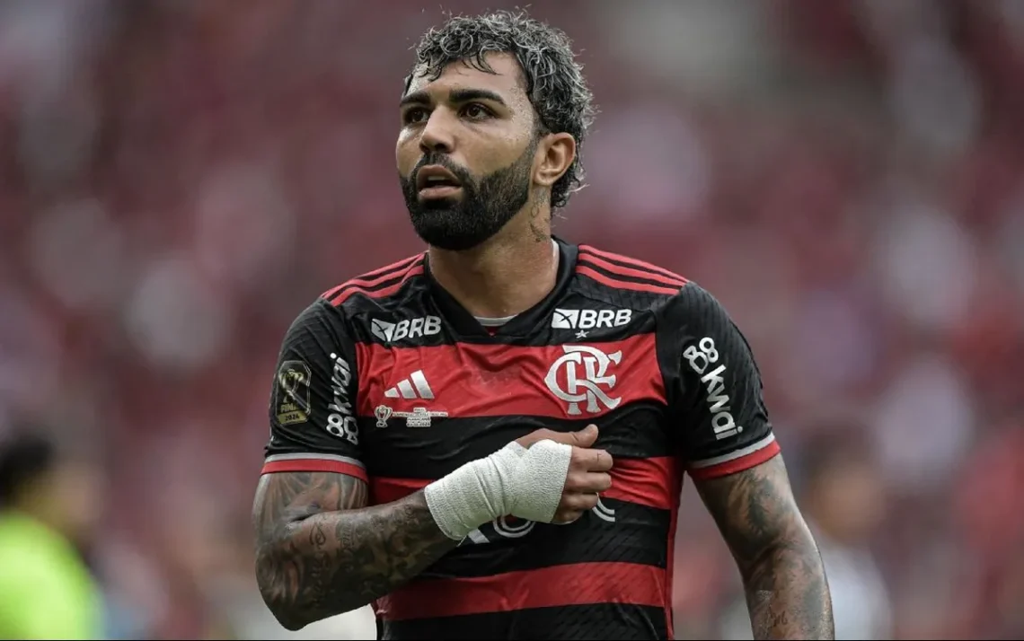 jogador, atleta, futebolista;