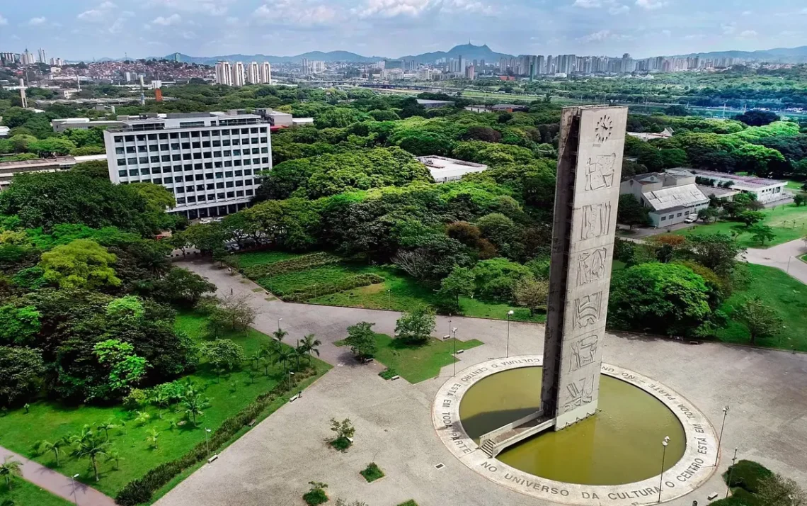 instituições de ensino superior, escolas superiores;